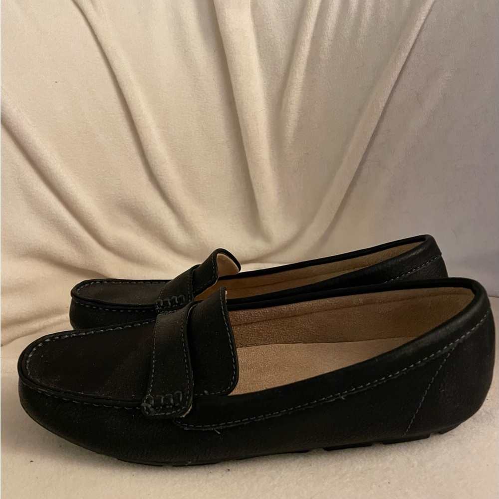 Naturalizer Soul Women’s Black Seven Loafers Size 9M